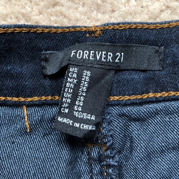 Women’s Skinny Jeans - Picture 3 of 3